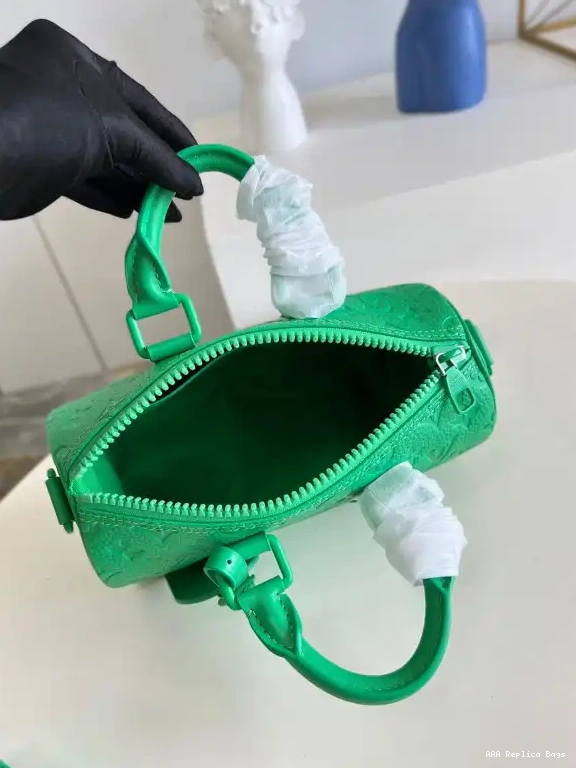 Aaa replica ru BANDOULIÈRE KEEPALL LOUIS 25 VUITTON 0625